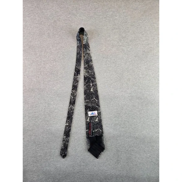 Vintage The Nightmare Before‎ Christmas Tie Mens Black/Gray Disneyland Silk 90's
